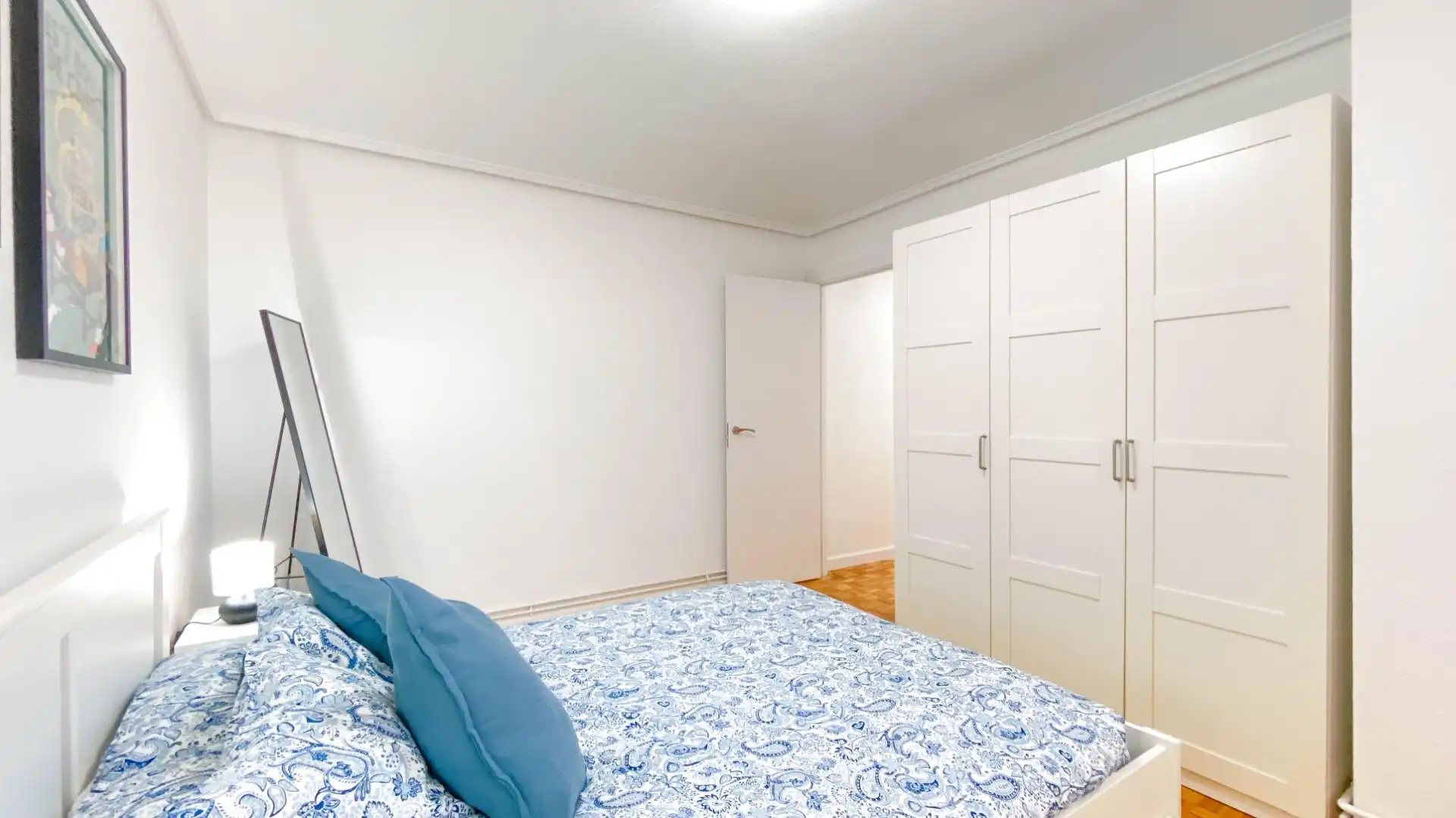 Bedroom of Flat for rent in Santander  with Heating and Furnished