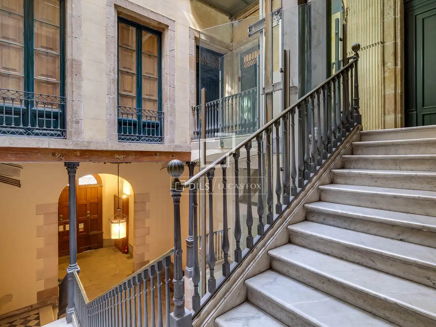 Piso en venta en Barcelona con Aire acondicionado, Calefacción y Terraza