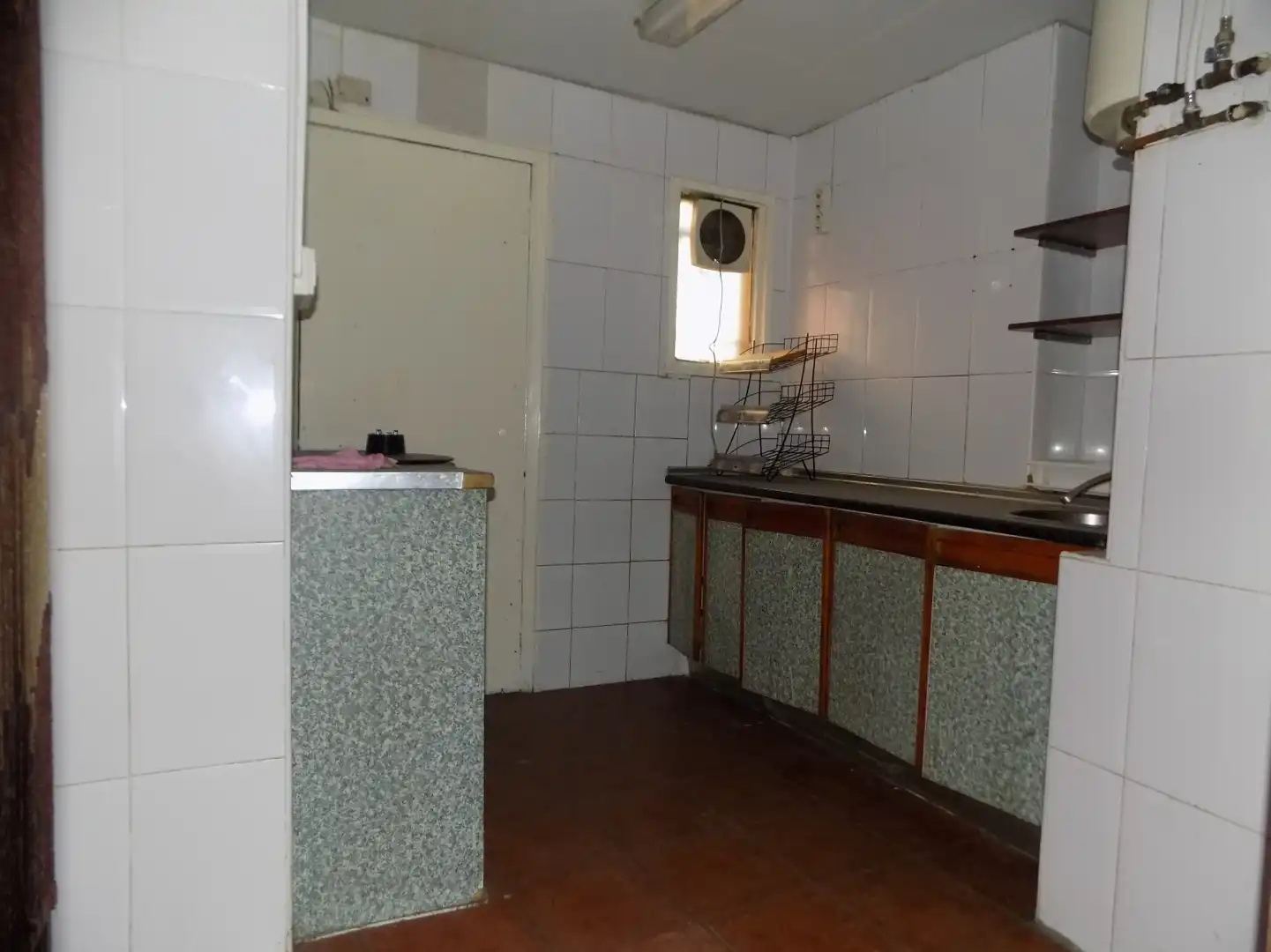 Local comercial en venda a Los Corrales de Buelna - Avda. Condesa Forjas de Buelna 12, imagen 5