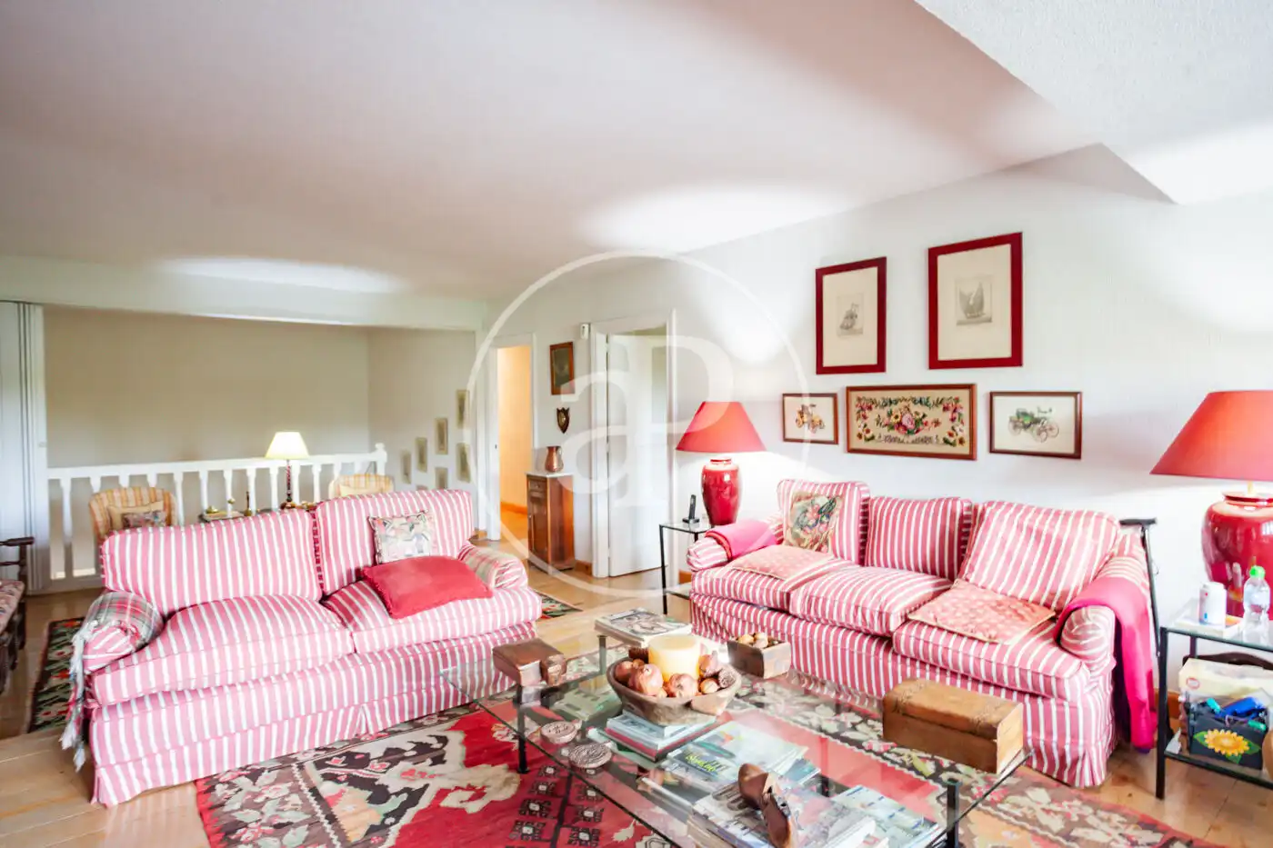 Living room of Houses for sale in Madrid  with Heating, Private garden and Terrace