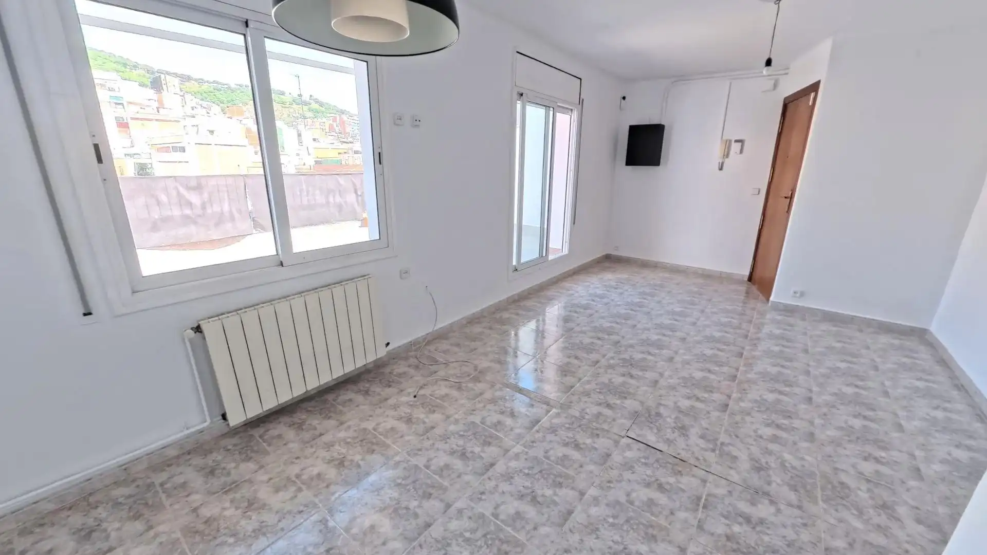 Sala de estar de Ático en venta en Barcelona con Calefacción, Terraza y Alarma