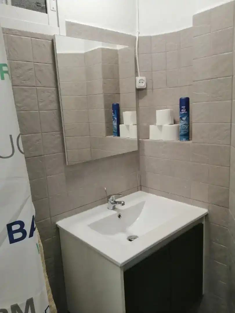 Badezimmer von Wohnung zur Miete in Totana mit Möbliert