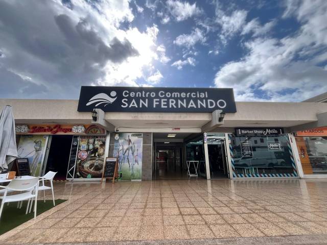 Local comercial en Alquiler en de Tejeda en San Fernando