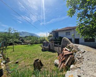 Exterior view of House or chalet for sale in Llanes