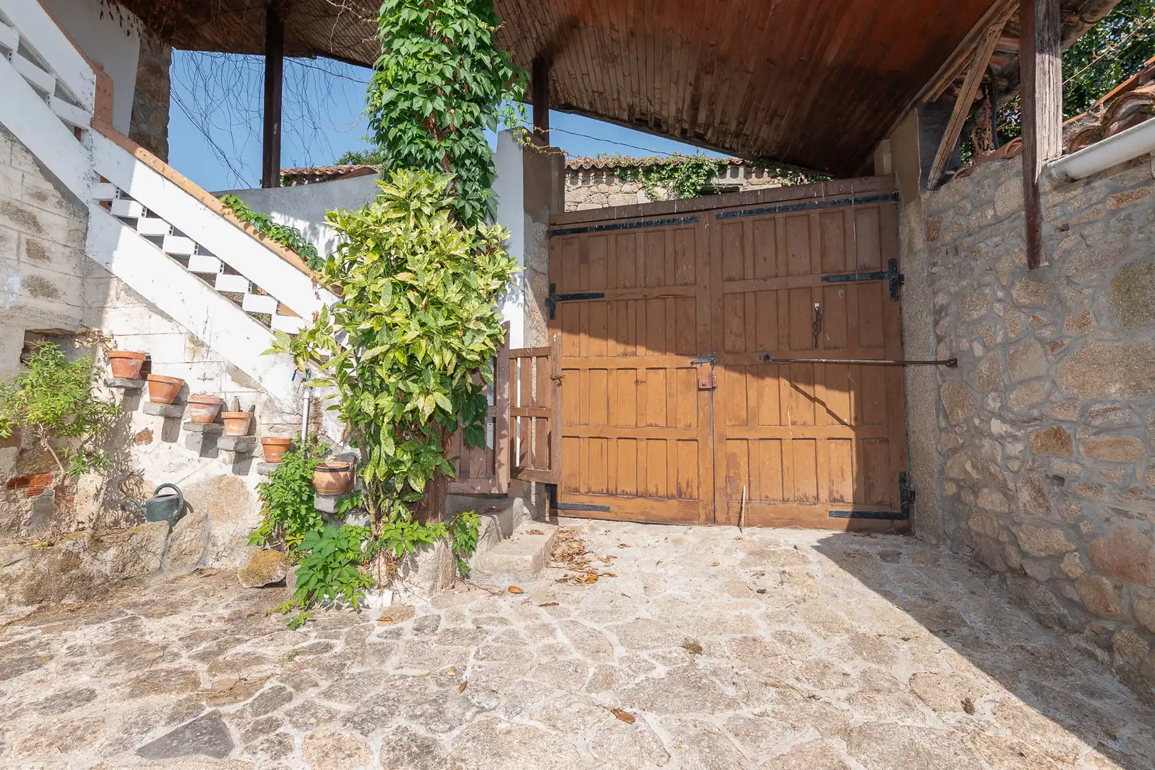 Casa rústica en venda a Pantón, imagen 3