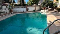 Piscina de Casa o xalet en venda en Benalmádena amb Aire condicionat, Jardí privat i Traster