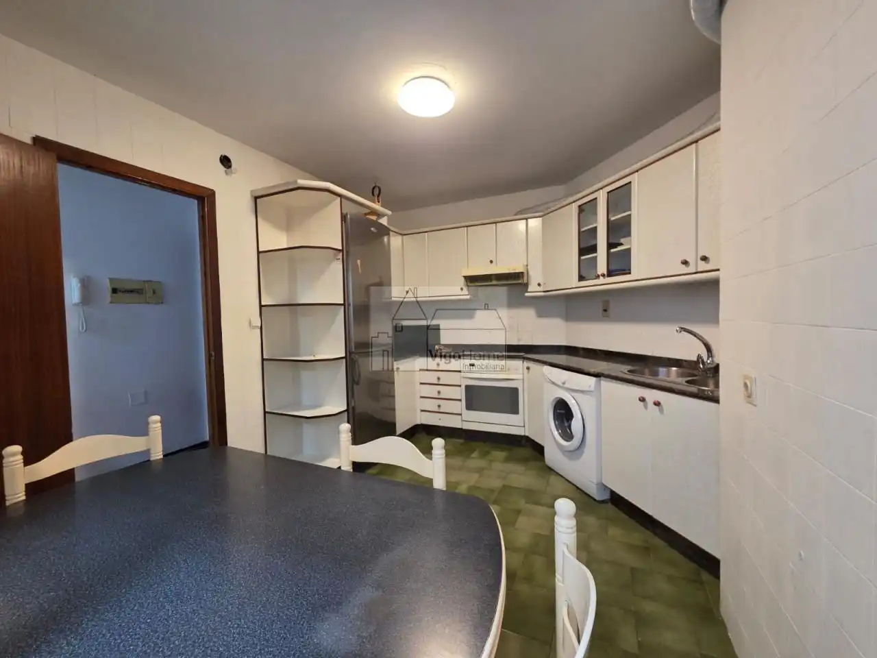 Kitchen of Flat for sale in Moaña  with Heating and Storage room