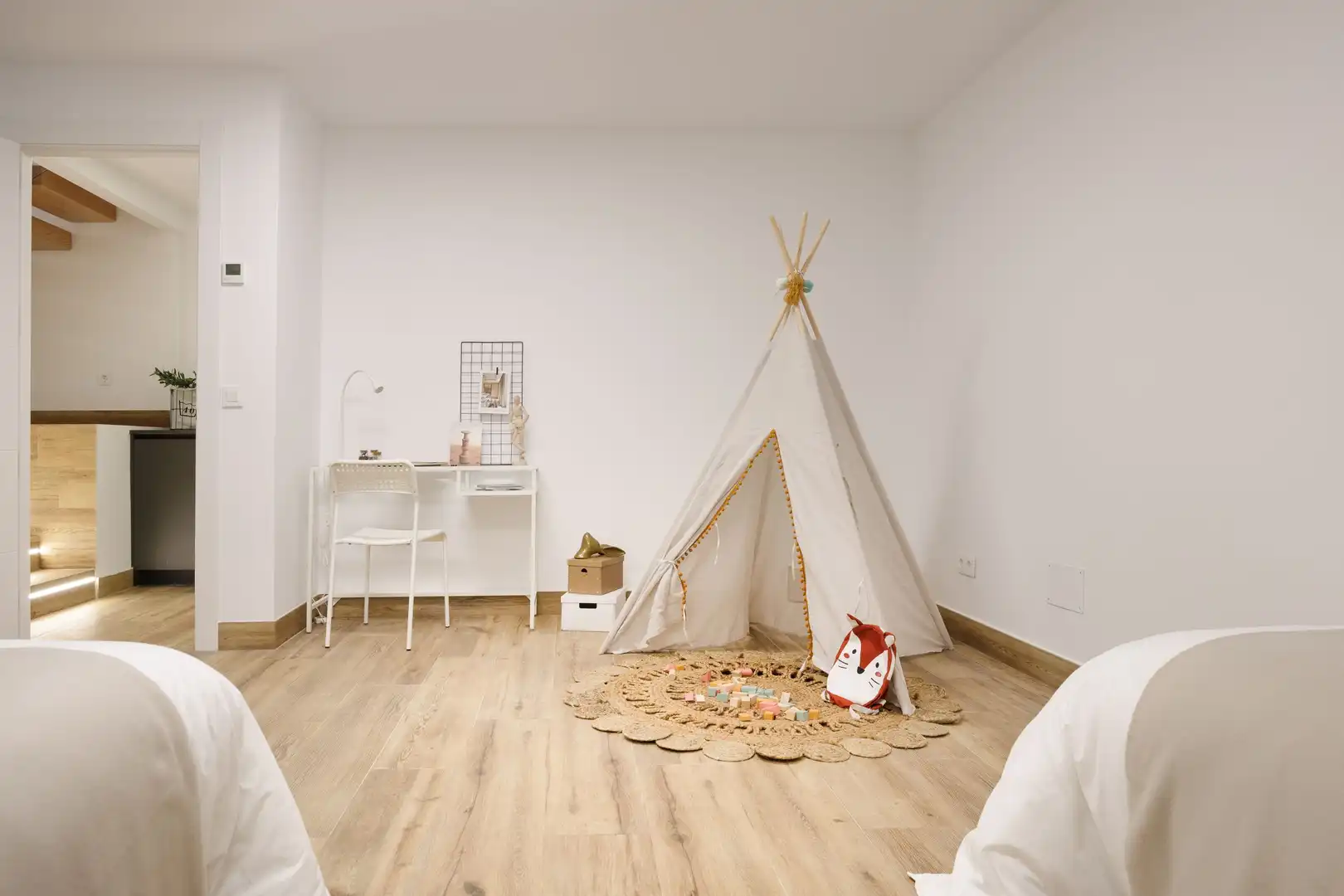 Bedroom of Detached homes for sale in Madrid  with Air Conditioner, Furnished and Alarm