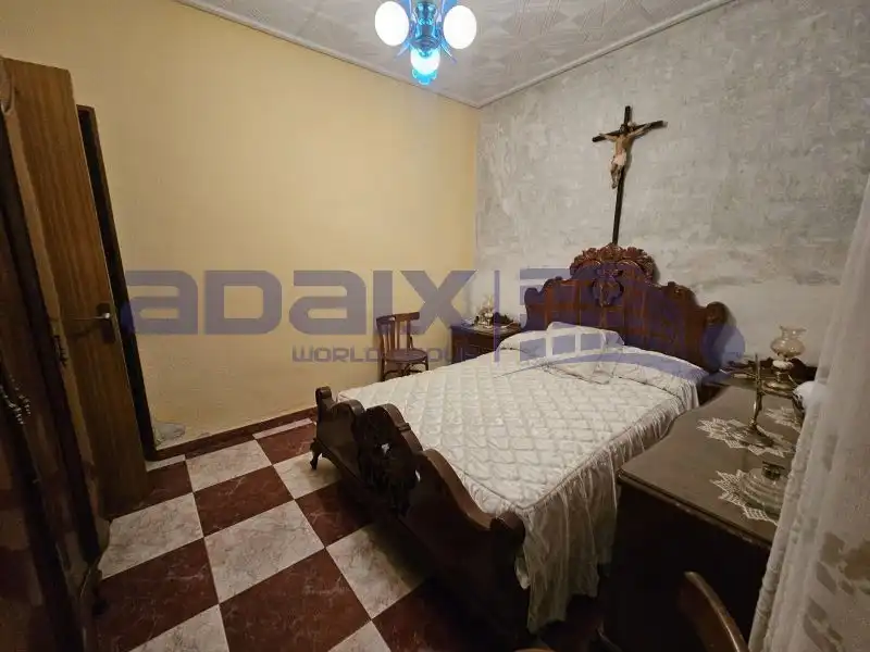 Dormitori de Edifici en venda en Almodóvar del Campo