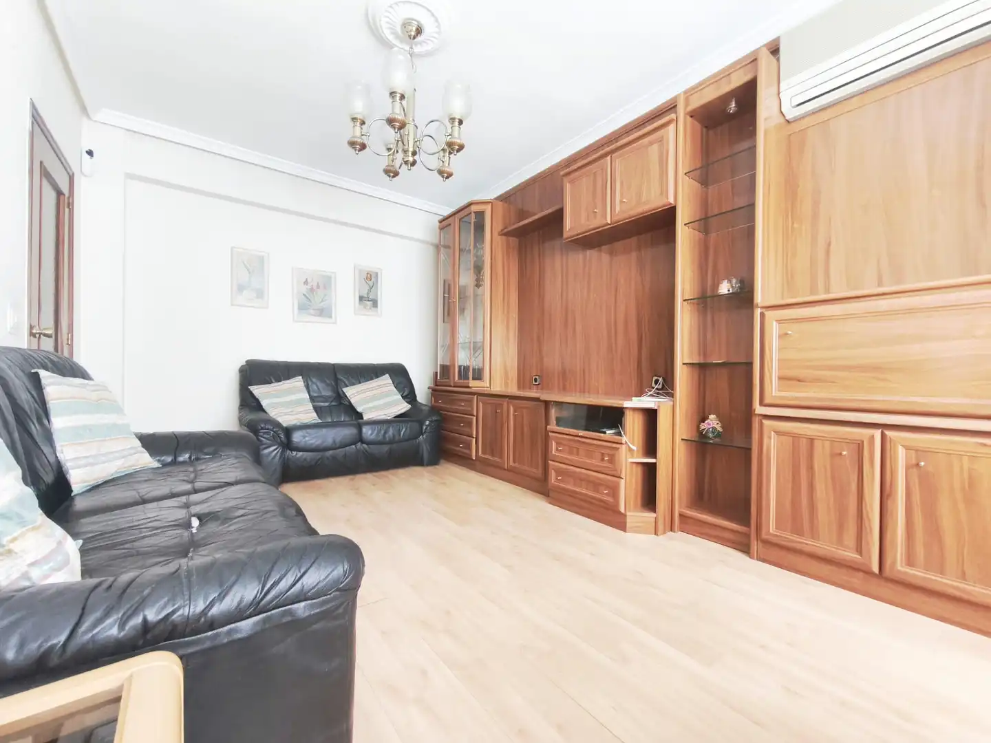 Sala de estar de Piso en venta en Madrid con Aire acondicionado, Calefacción y Parquet