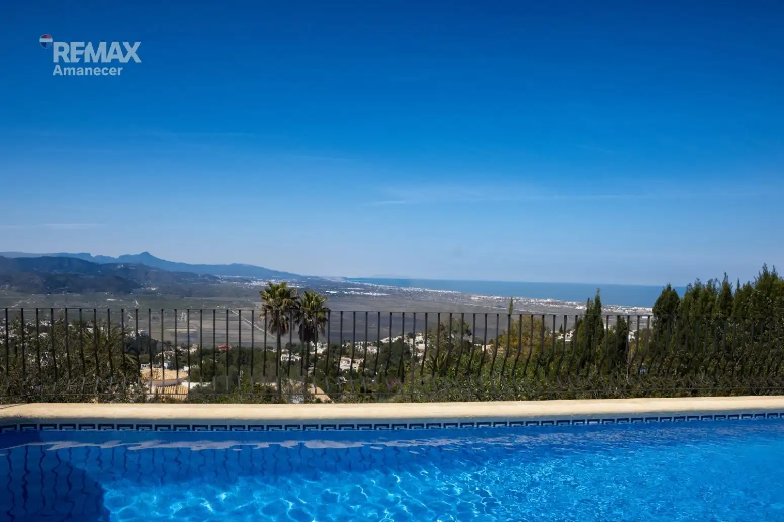 Piscina de Casa o xalet en venda en El Ràfol d'Almúnia amb Aire condicionat, Jardí privat i Terrassa
