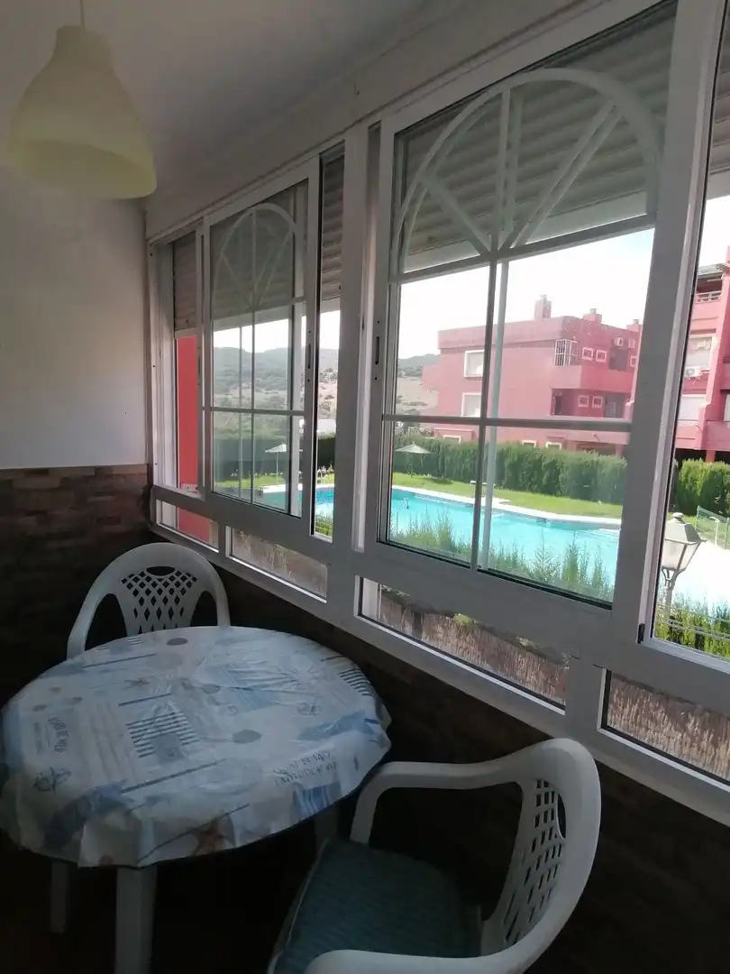 Habitación de Piso de alquiler en Algeciras con Amueblado y Piscina comunitaria