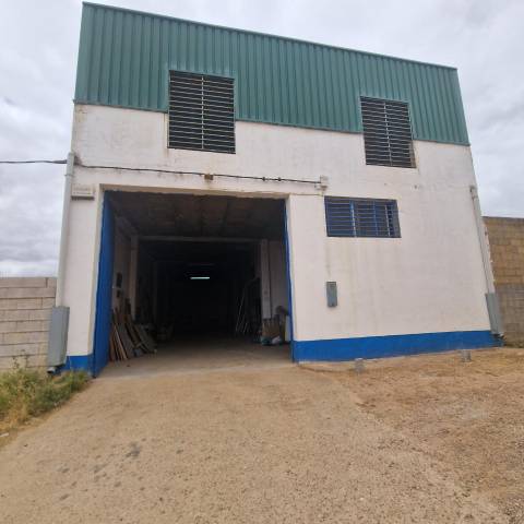 Nave industrial en Venta en Dehesilla de Calamón - Campomanes