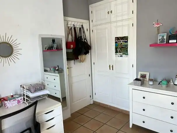 Habitación de Casa o chalet en venta en Los Barrios con Jardín privado, Terraza y Trastero