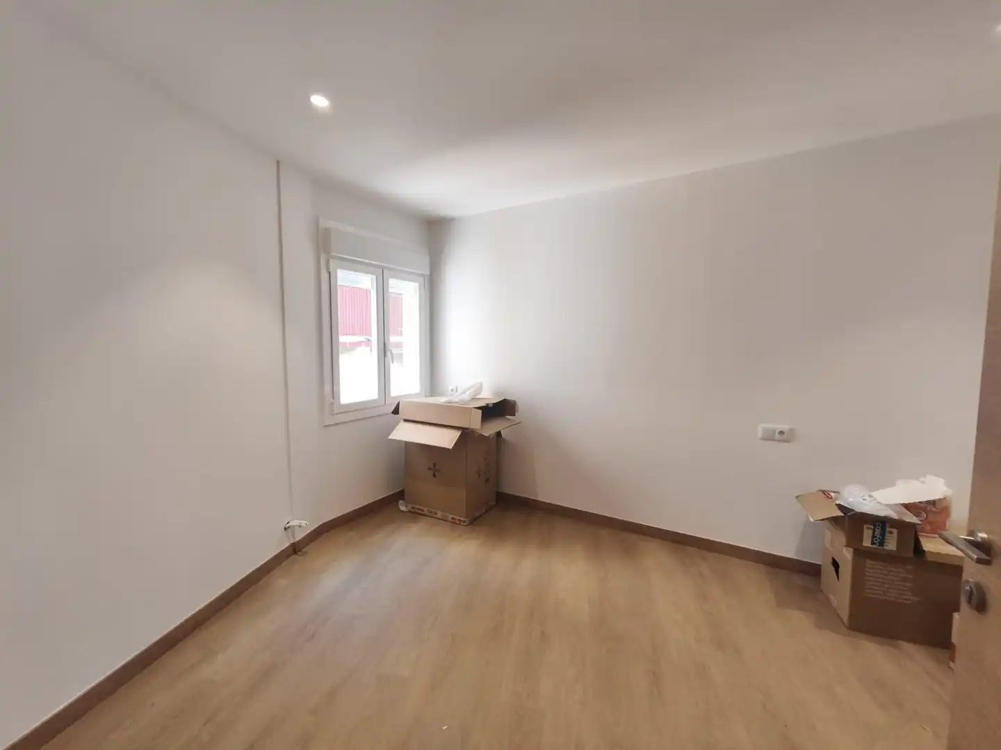 Schlafzimmer von Wohnung zum Verkauf in Ourense Capital  mit Heizung, Parkett und Ofen