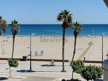 Piso con balcón en venta en Avinguda Mare Nostrum