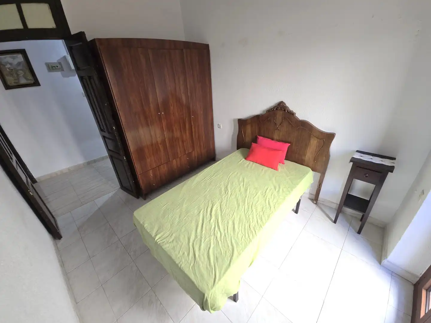Habitación de Piso de alquiler en Cáceres con Aire acondicionado y Amueblado