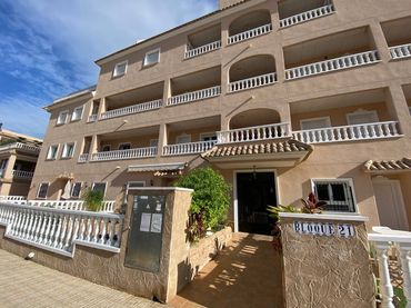 Àtic amb piscina en venda a Orihuela Costa