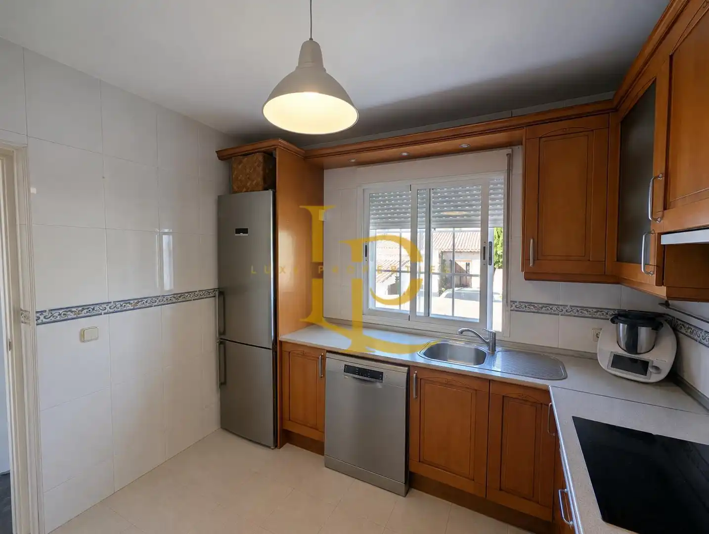 Cocina de Casa o chalet en venta en El Casar con Aire acondicionado, Jardín privado y Terraza