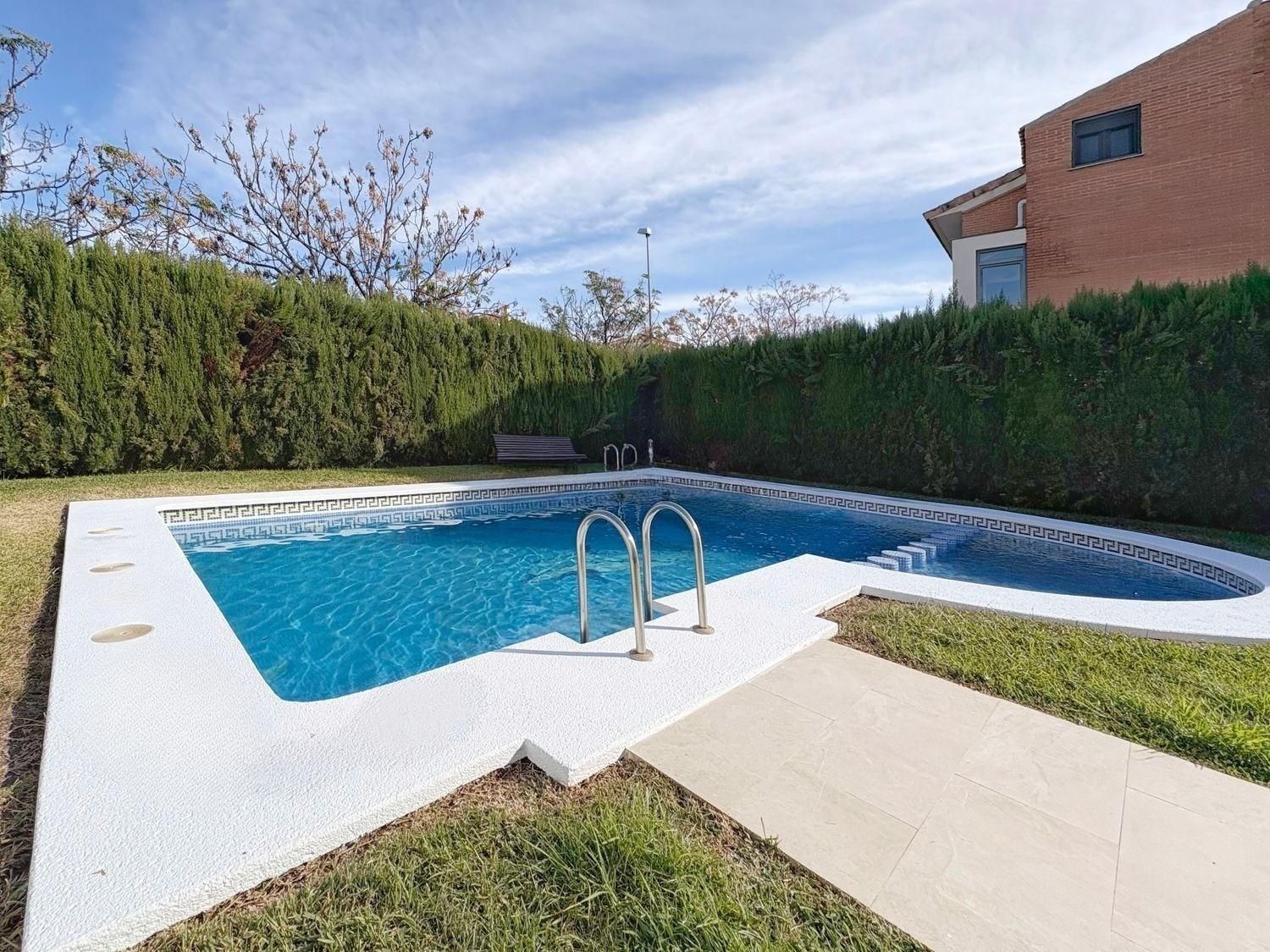 Swimming pool of Single-family semi-detached for sale in Alicante / Alacant  with Private garden, Terrace and Storage room