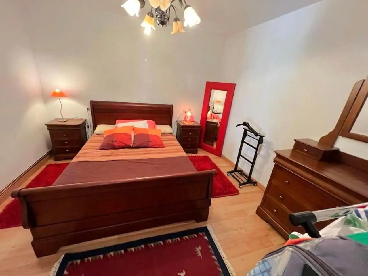 Dormitori de Casa o xalet en venda en La Robla  amb Calefacció, Terrassa i Traster
