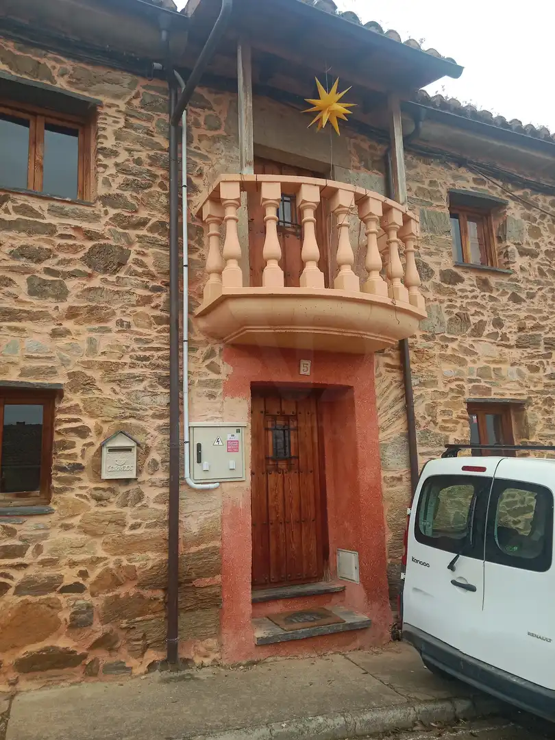 Casa en venda a Alija del Infantado