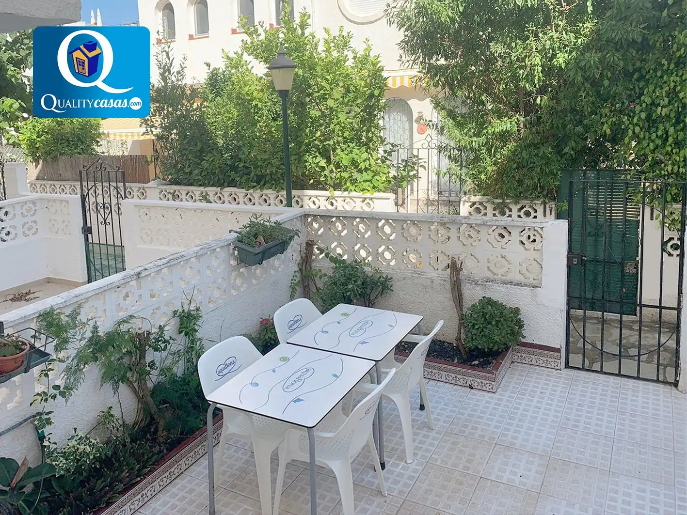 Terrassa de Casa o xalet en venda en El Campello amb Terrassa i Piscina comunitària