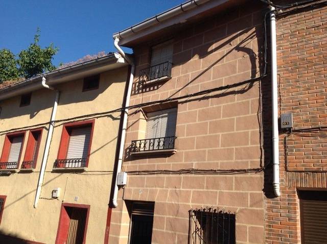 Casa adosada en Venta en Calle el Caño en Grañón