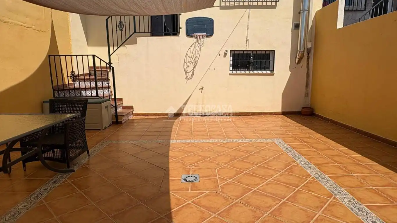 Casa o xalet en venda a Ambroz
