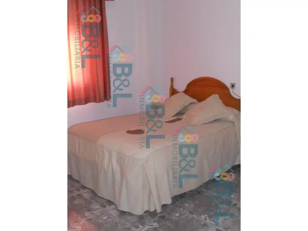Dormitori de Local en venda en Rosal de la Frontera amb Aire condicionat