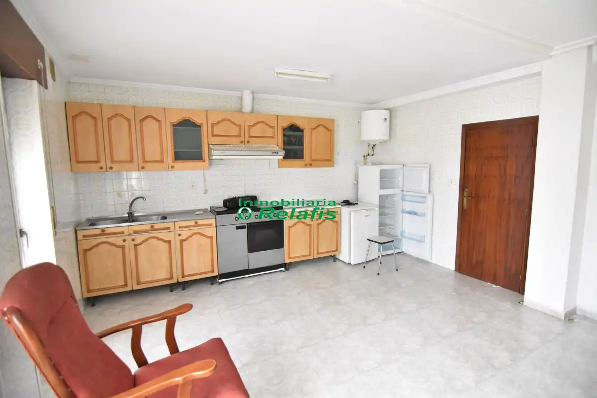 Flat with terrace for sale in San Blas 8-10, imagen 4