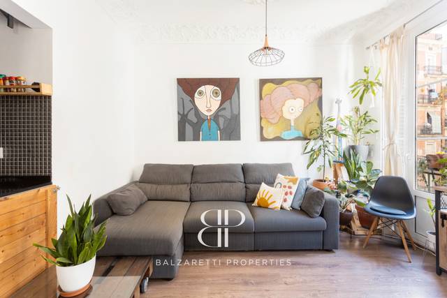 Piso en Venta en Carrer de Salvà en El Poble Sec - Parc de Montjuïc