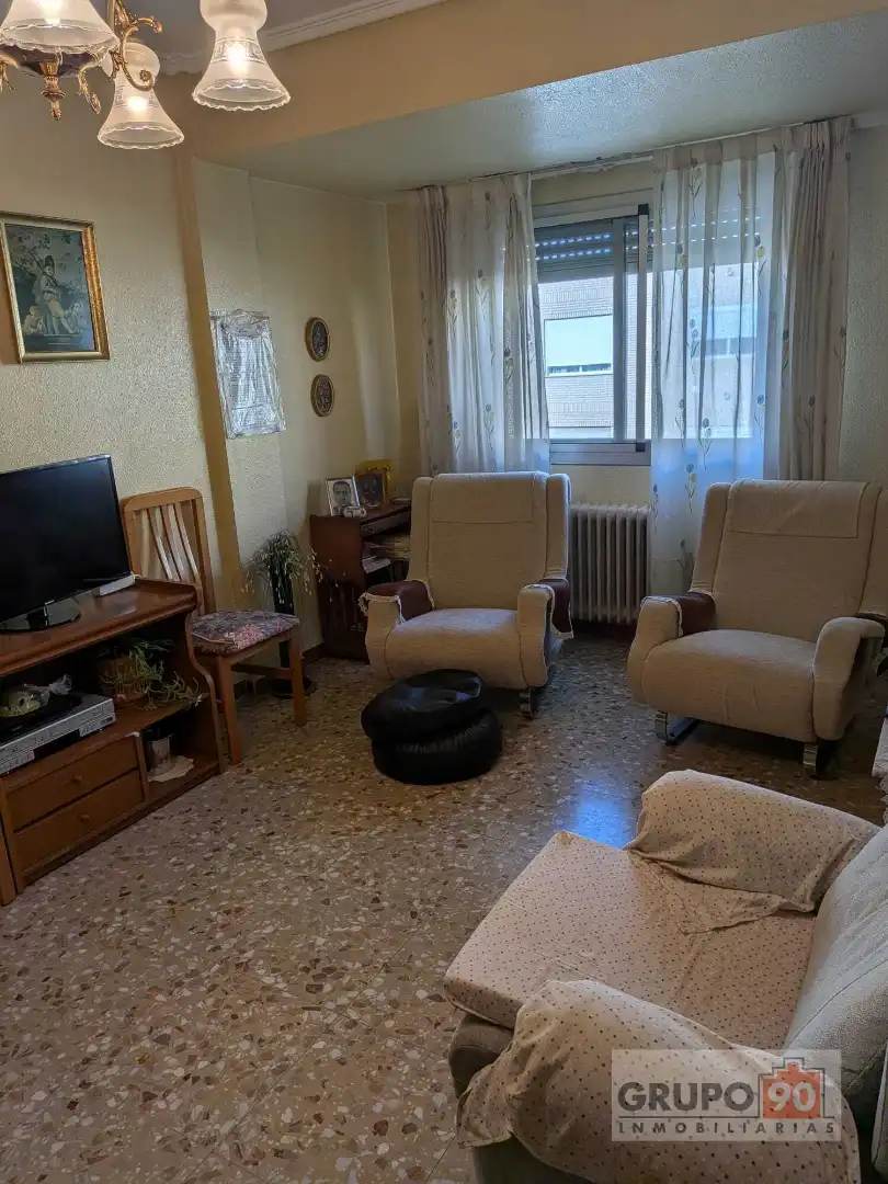 Sala de estar de Piso en venta en Requena, Valencia