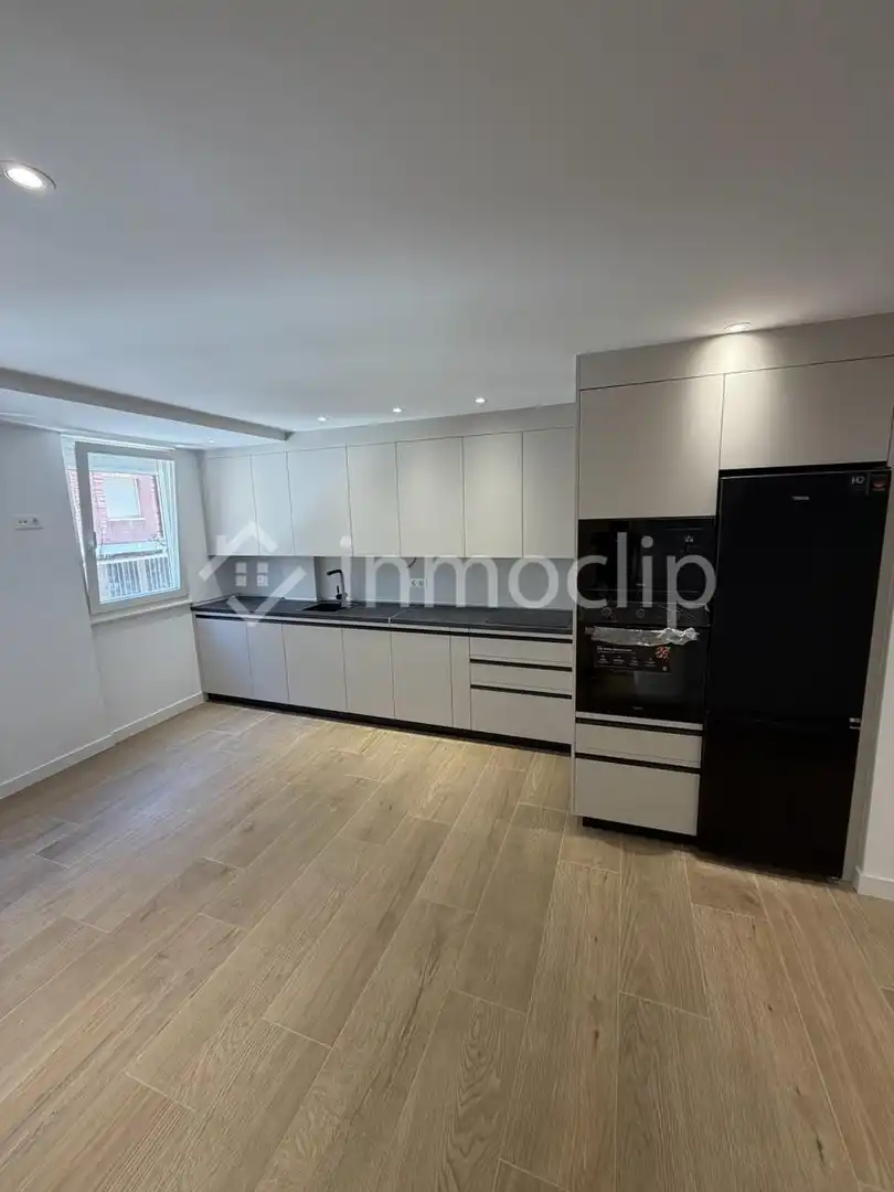 Kitchen of Flat for sale in Salamanca  with Heating