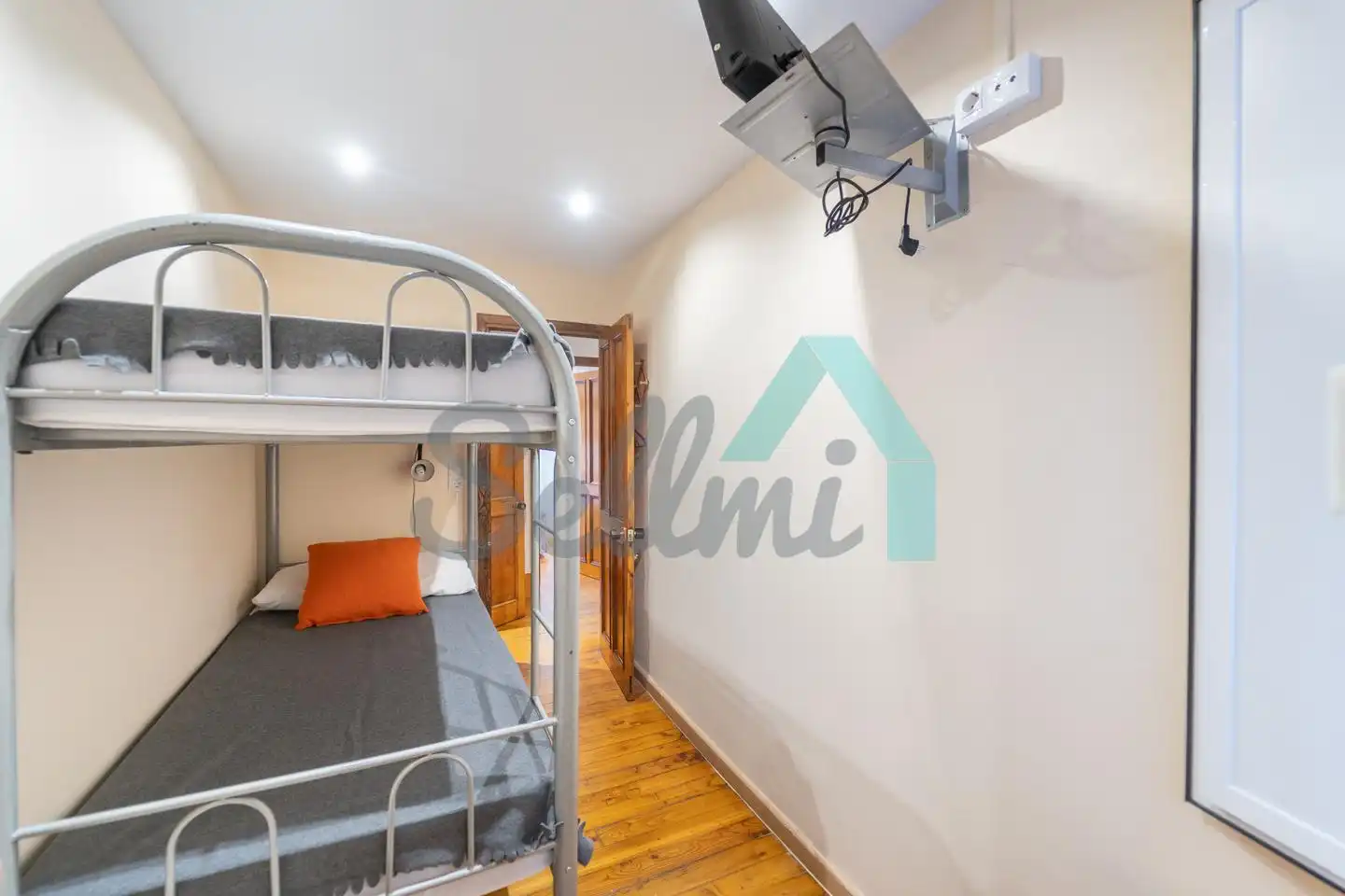 Casa adosada en venta en Eladio Rico García, Valdés - Luarca
