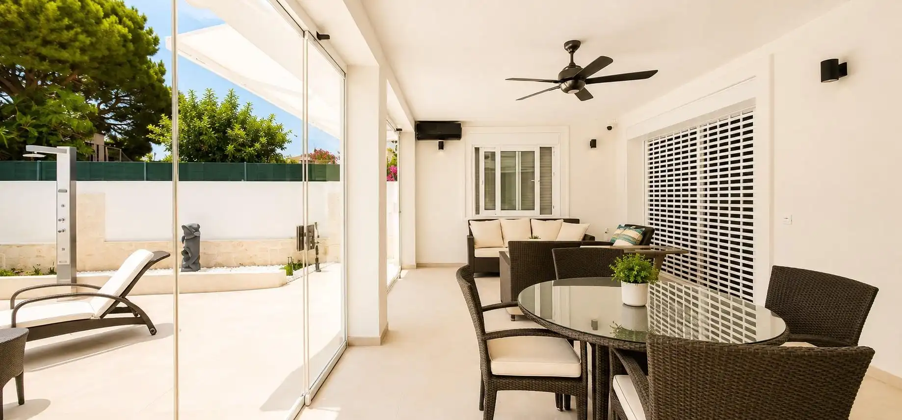 Terrassa de Casa o xalet en venda en Marbella amb Aire condicionat, Calefacció i Jardí privat