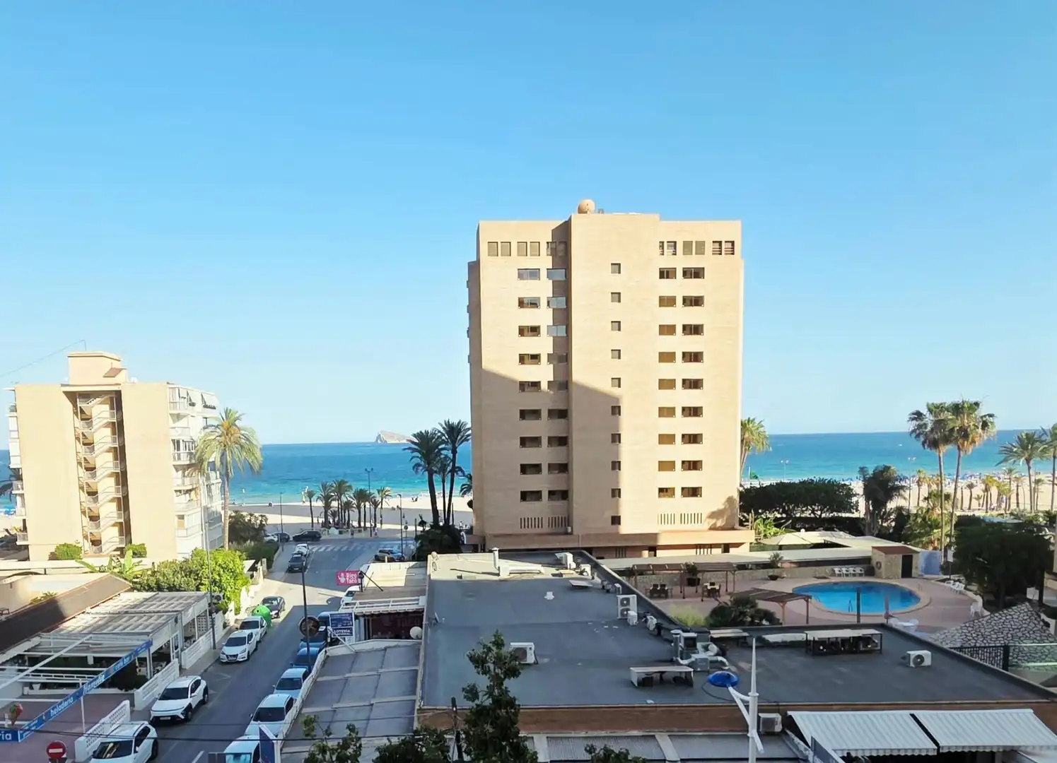 Dormitori de Pis en venda en Benidorm amb Aire condicionat, Terrassa i Moblat