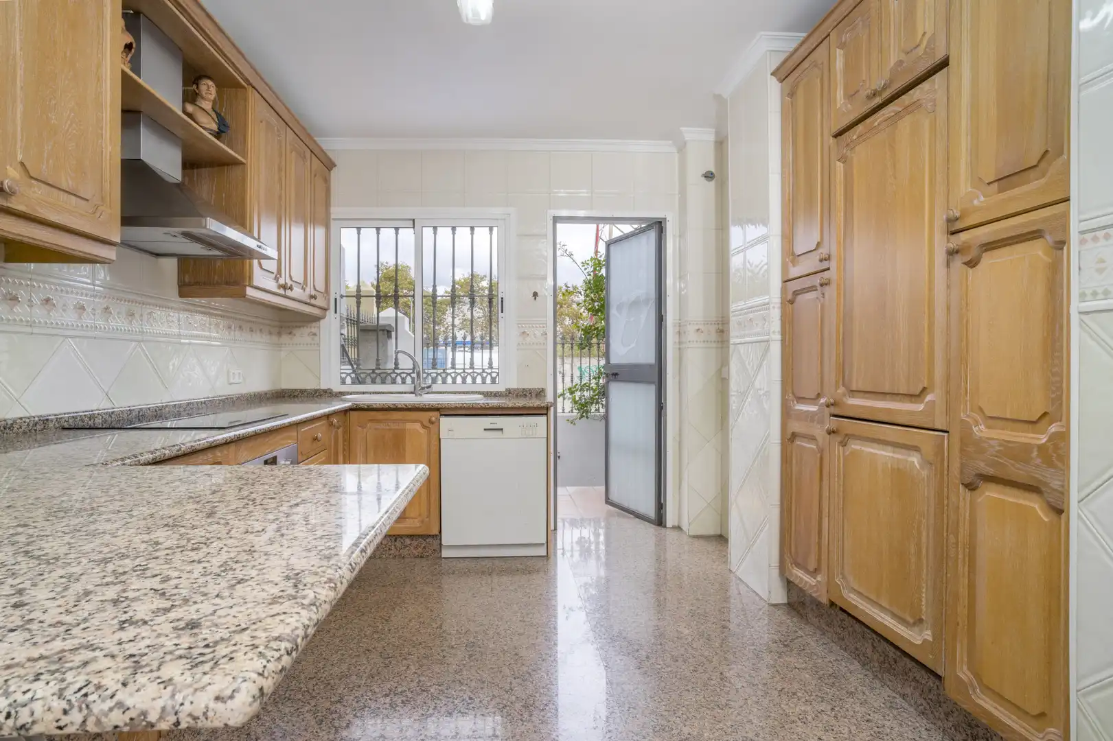 Kitchen of Detached homes for sale in Marbella  with Private garden, Terrace and Furnished