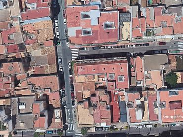 Residential land for sale in Calle Maria Parodi 49