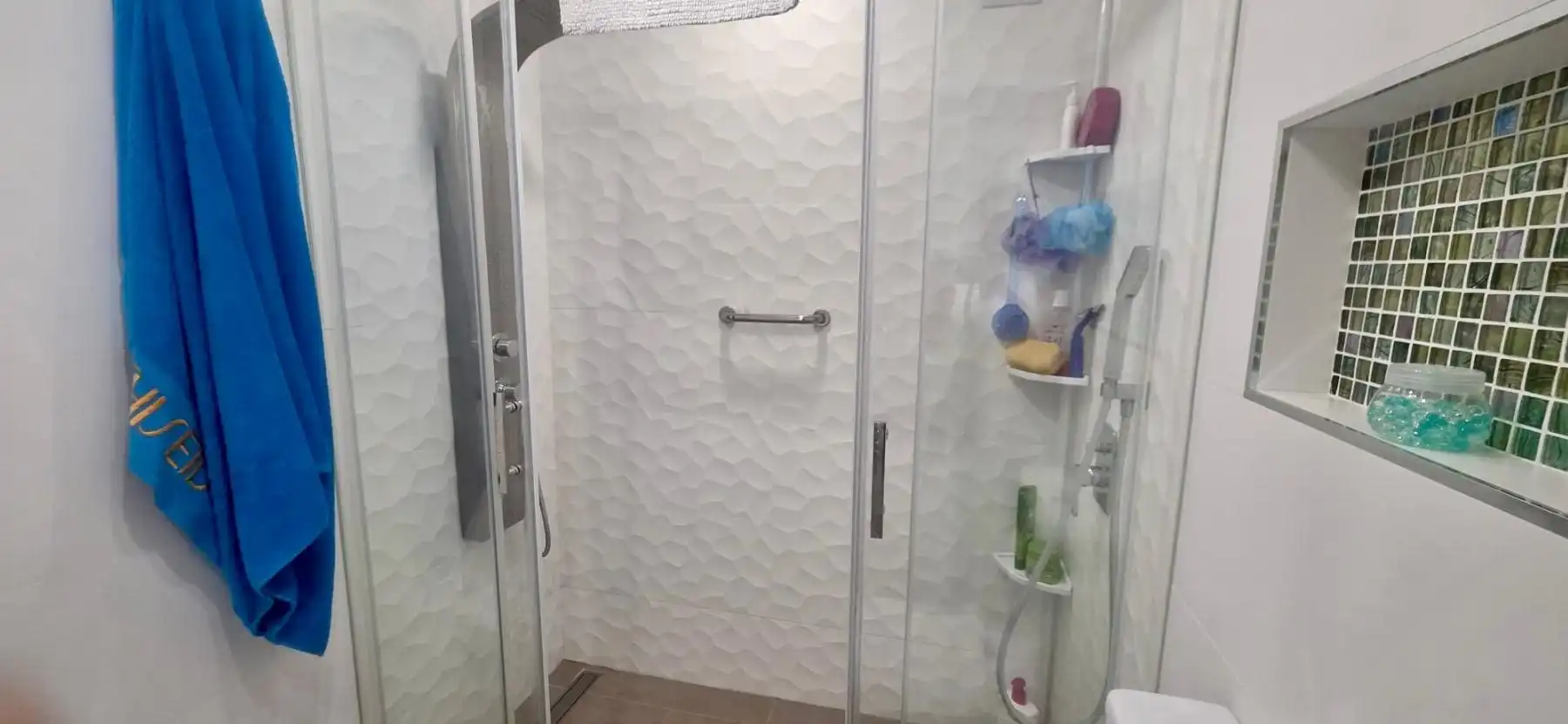 Bathroom of Attic for sale in Casares  with Air Conditioner, Terrace and Storage room