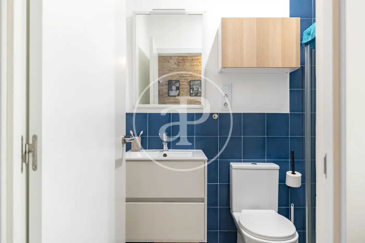 Bathroom of Flat for sale in Barcelona  with Air Conditioner, Heating and Terrace