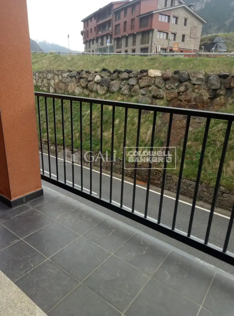 Appartamento con terrazza in affitto a Canillo pueblo, imagen 13