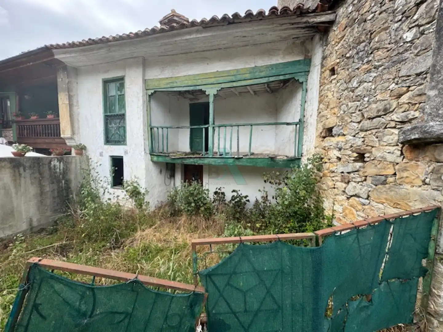 Vista exterior de Casa o xalet en venda en Llanes amb Jardí privat