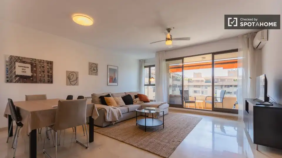 Wohnung mit Terrasse zur Miete in Campanar