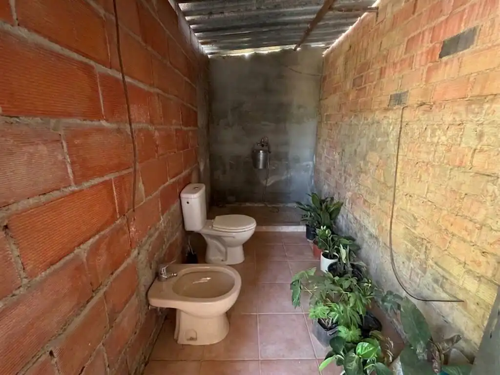 Bany de Casa o xalet en venda en Castilblanco de los Arroyos amb Piscina