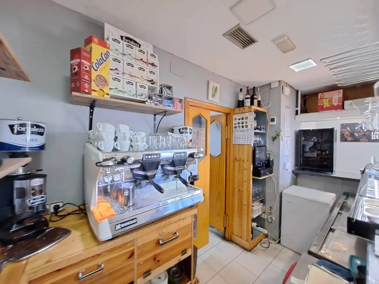 Local comercial en venta en Plaza Avelino Antolín Toledano, imagen 7