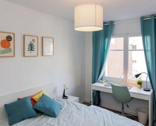 Bedroom of Flat to share in L'Hospitalet de Llobregat  with Air Conditioner and Terrace