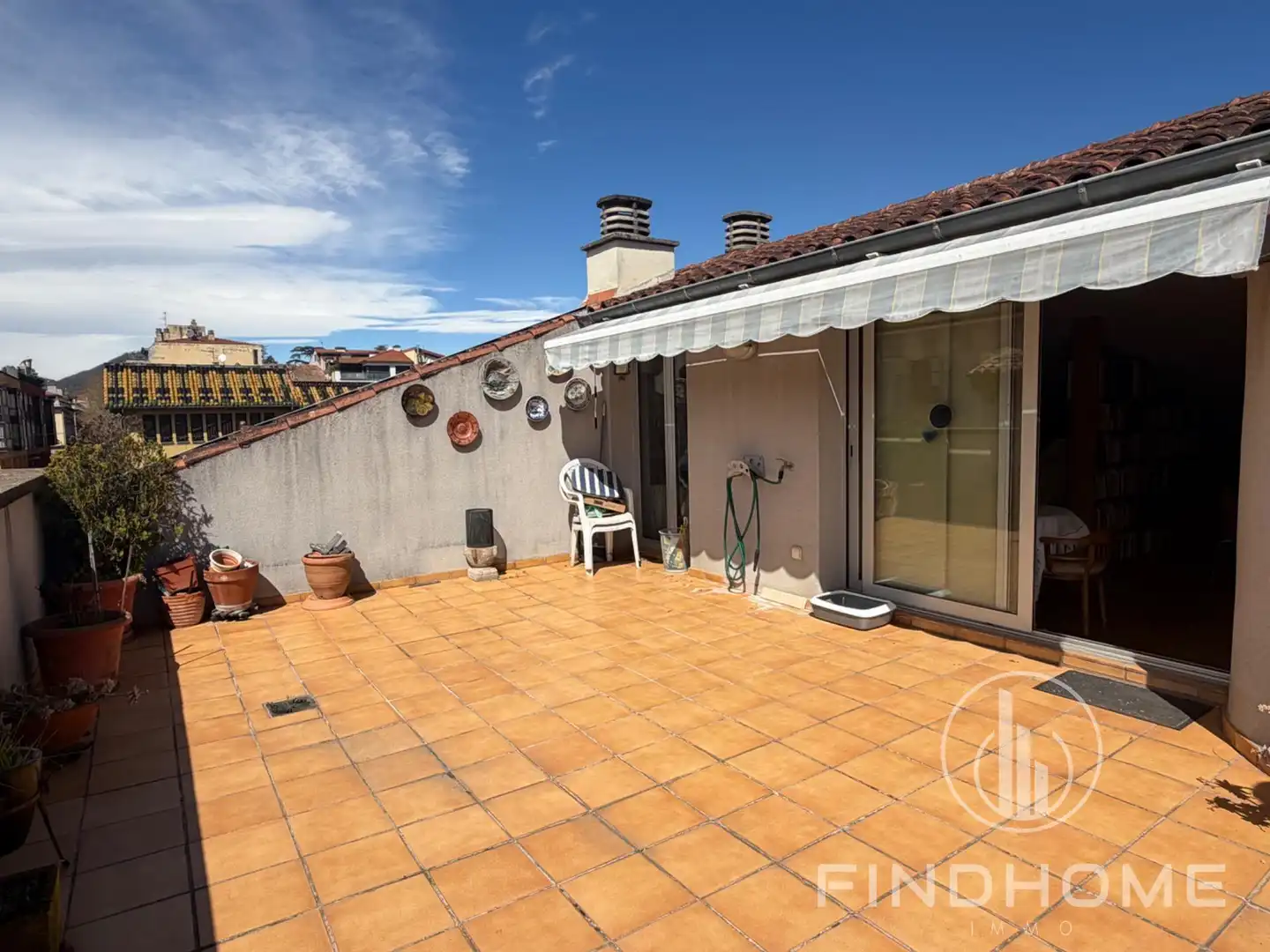Terrassa de Àtic en venda en Olot amb Aire condicionat, Calefacció i Terrassa
