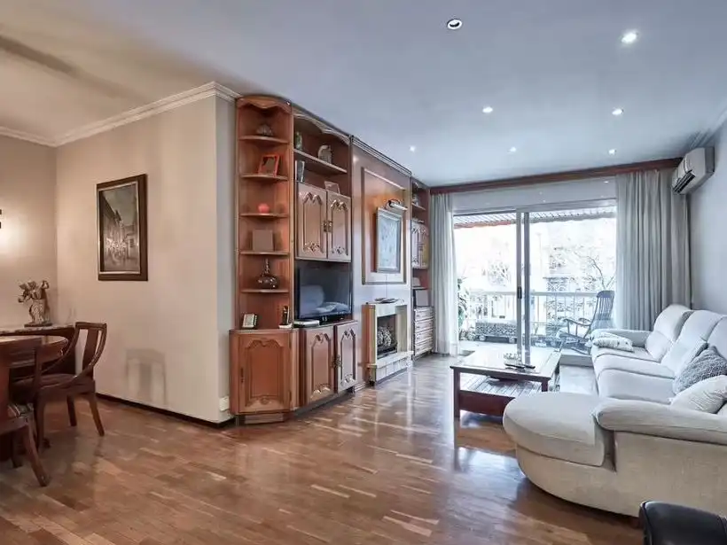 Wohnzimmer von Wohnung zur Miete in  Barcelona Capital mit Klimaanlage und Balkon