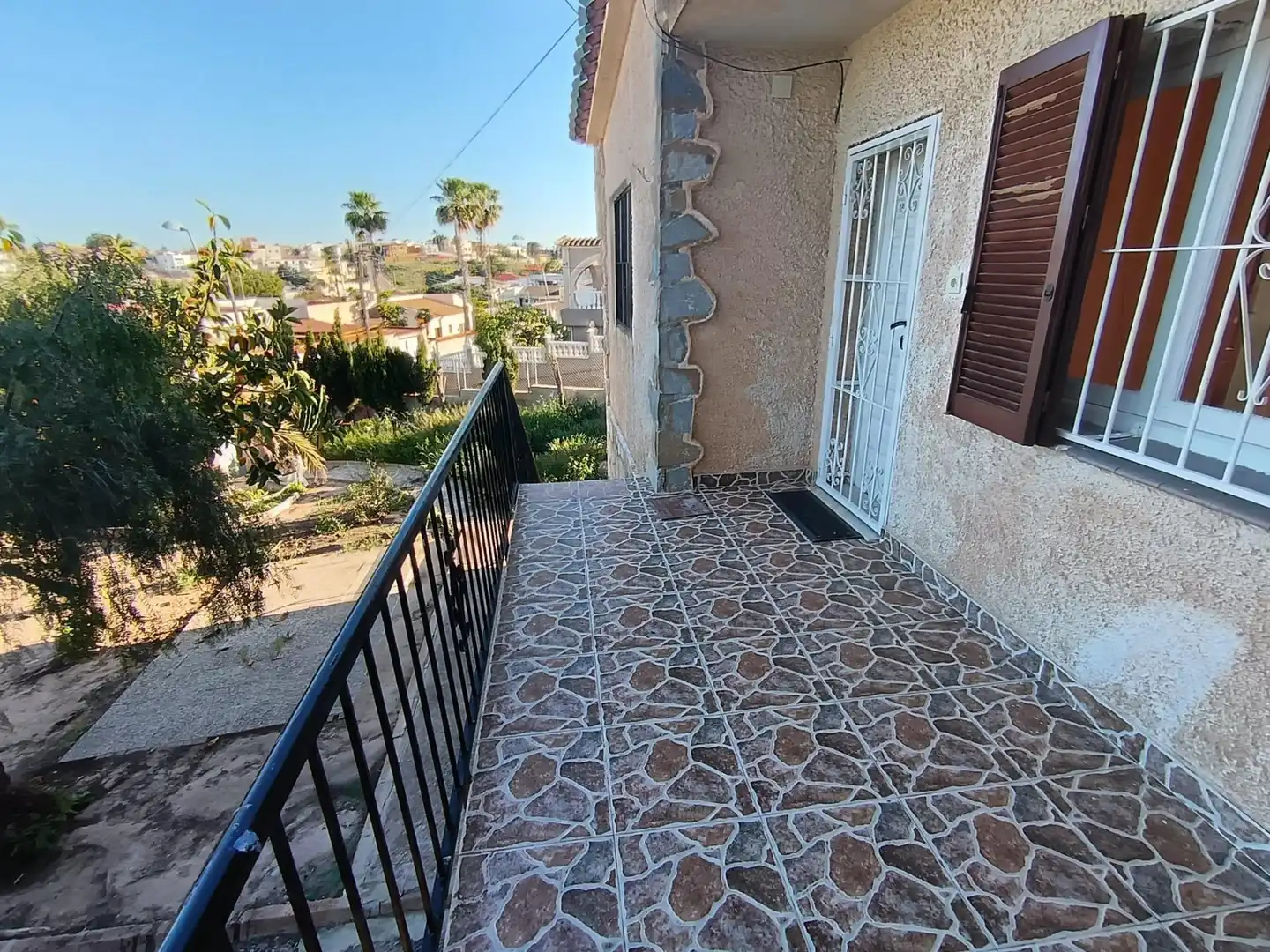 Chalet con jardín en venta en Los Balcones - Los Altos, imagen 3